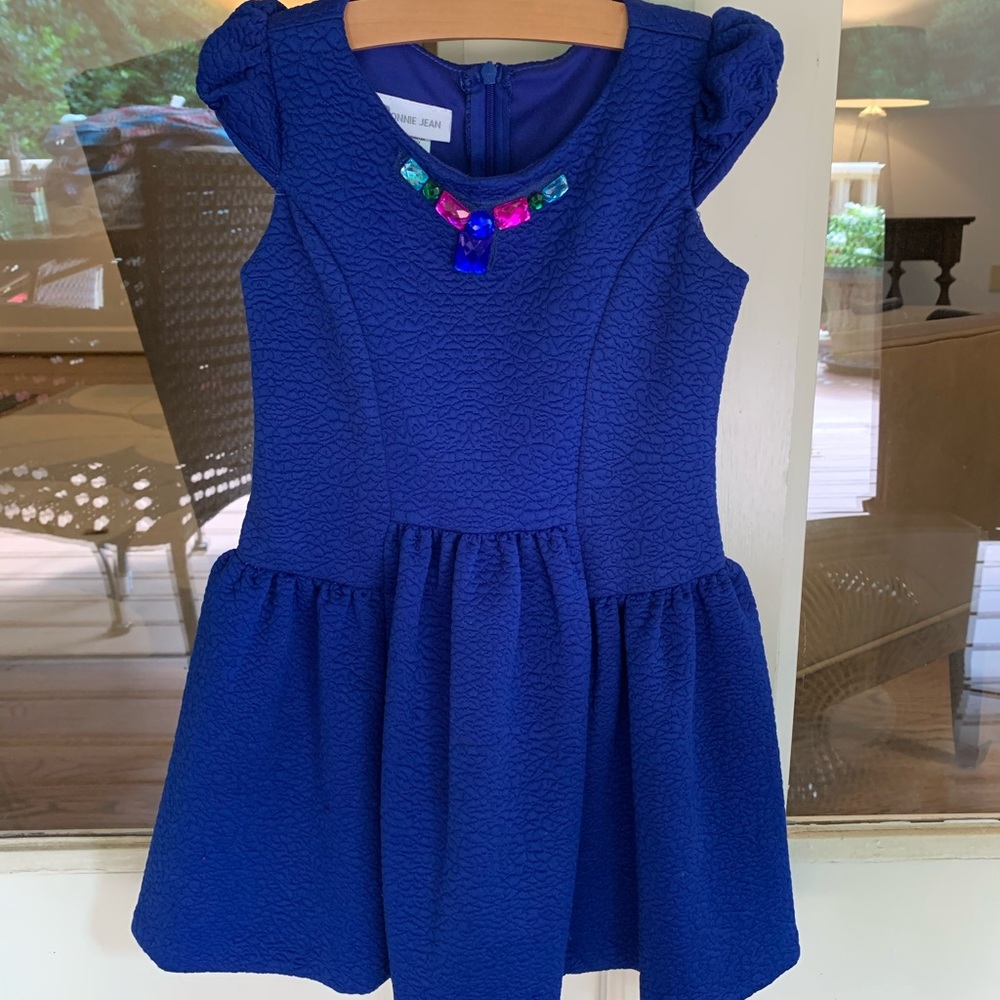 Love this size 5 girls dress by Bonnie jean